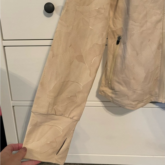 Zyia zip up jacket, size XL, NWOT - Picture 3 of 4